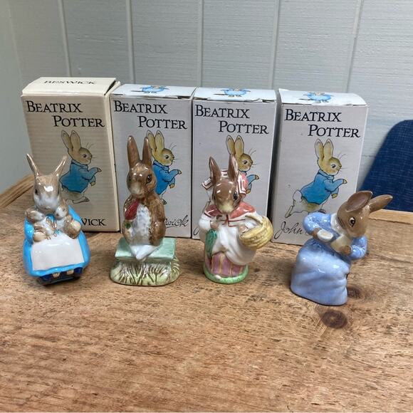 4 Beatrix Potter Rabbits John Beswick Cottontail Mrs. Rabbit Fierce Bad Bunny - Picture 1 of 9